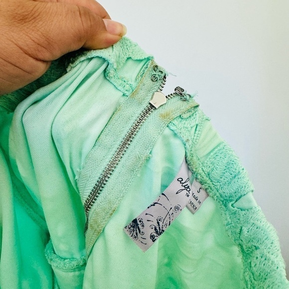 Alya Francesca’s Harpeth Mint Teal Seafoam Midi Guipure Floral Embroidered Dress - Picture 10 of 14